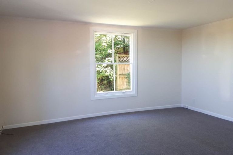 Photo of property in 1/165 Hinemoa Street, Birkenhead, Auckland, 0626