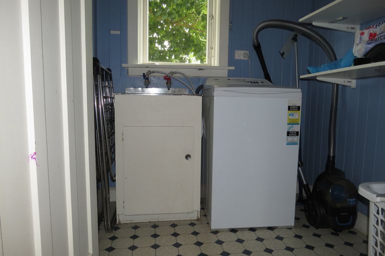 Photo of property in 42 Talbot Road, Fairlie, 7925