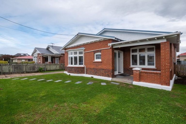 Photo of property in 106 Prince Albert Road, Saint Kilda, Dunedin, 9012