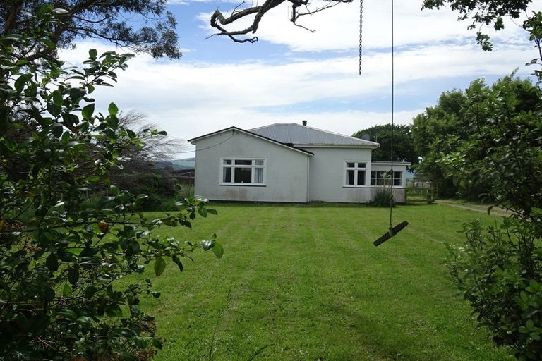 Photo of property in 522 Ruawhata Road, Mangatainoka, Pahiatua, 4982