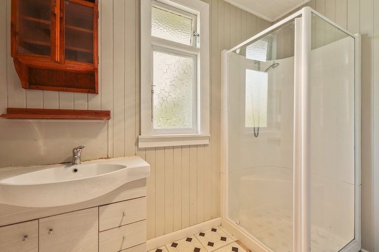 Photo of property in 102 Retreat Road, Avonside, Christchurch, 8061