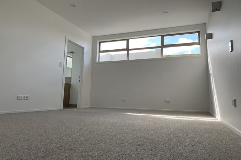 Photo of property in 323 Cambridge Terrace, Christchurch Central, Christchurch, 8013