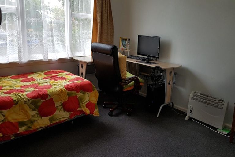 Photo of property in 8 Risby Place, Burnside, Christchurch, 8053