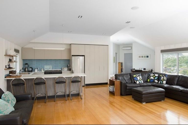 Photo of property in 38 Hawtrey Terrace, Churton Park, Wellington, 6037