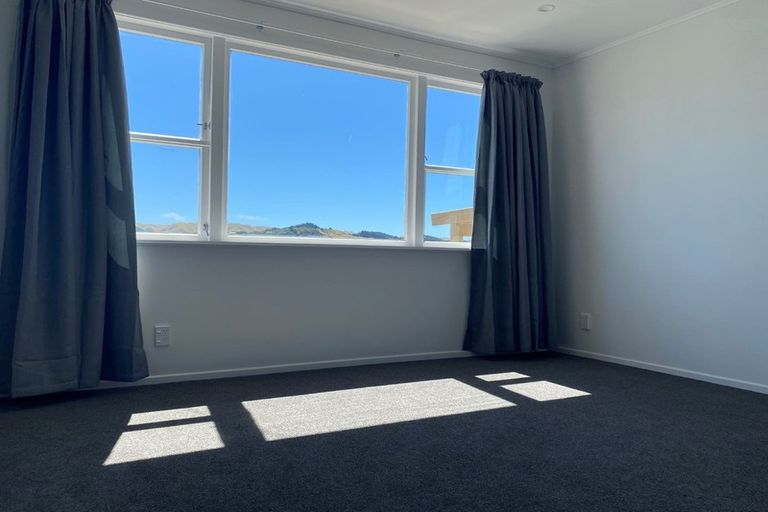 Photo of property in 24 Taupo Crescent, Plimmerton, Porirua, 5026