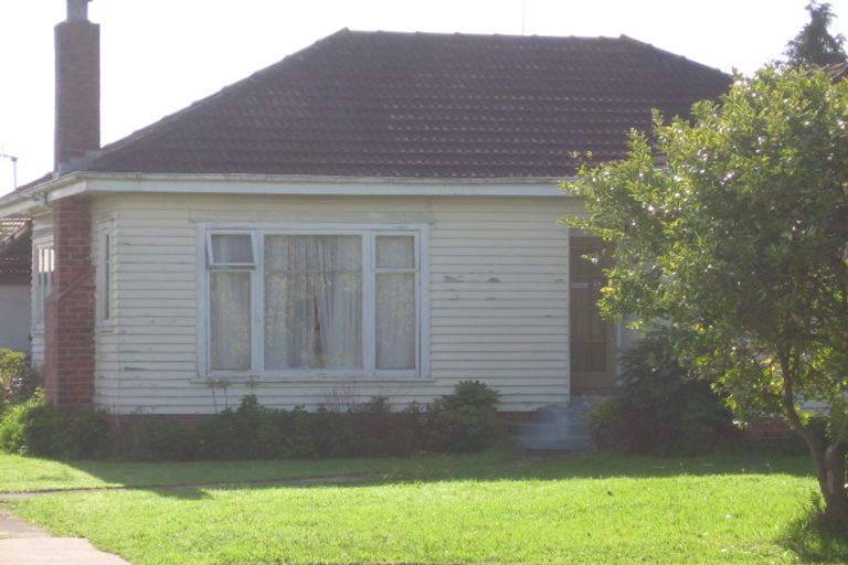 Photo of property in 3 Albert Road, Manukau, Auckland, 2025