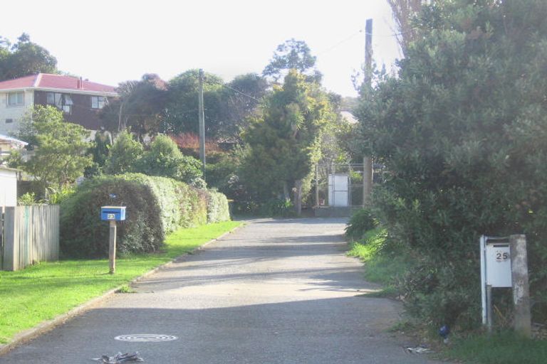 Photo of property in 23 Cornwall Crescent, Cannons Creek, Porirua, 5024