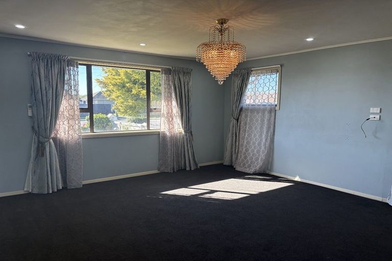 Photo of property in 82 Neill Street, Hornby, Christchurch, 8042