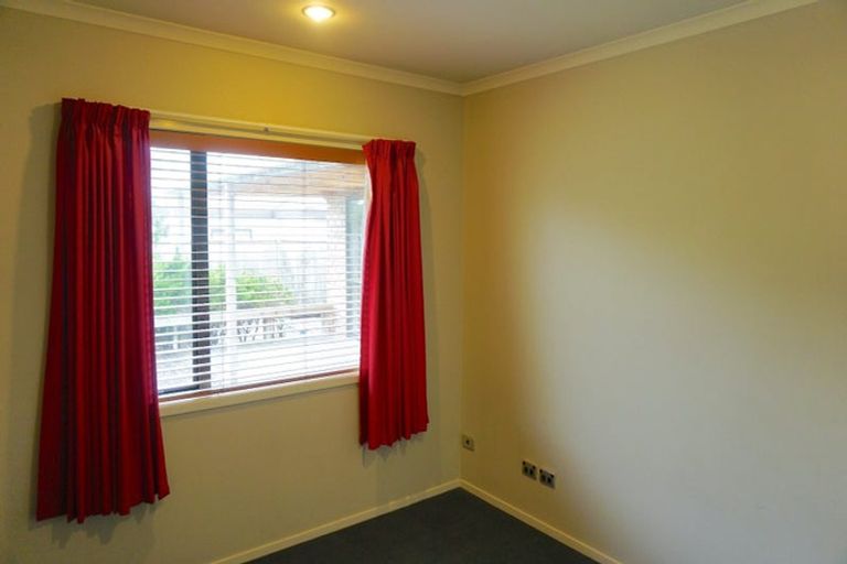 Photo of property in 5 Duntrune Road, Flat Bush, Auckland, 2016