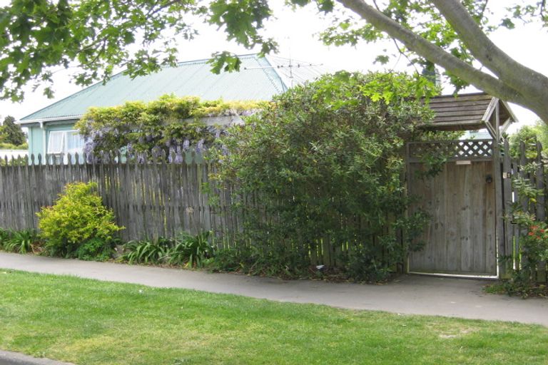 Photo of property in 41 Bank Street, Amberley, 7410