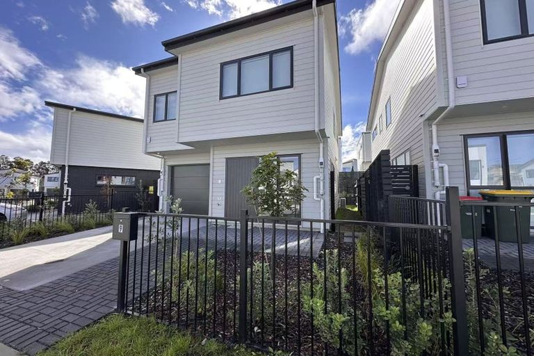 Photo of property in 9 Greenbrier Street, Westgate, 0814