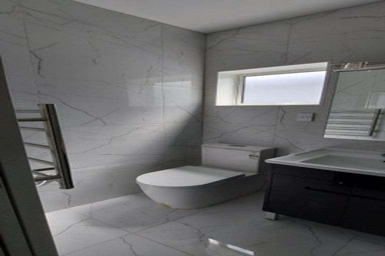 Photo of property in 37 Lockheed Street, Hobsonville, Auckland, 0618