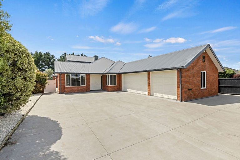 Photo of property in 512 Bower Avenue, Parklands, Christchurch, 8083