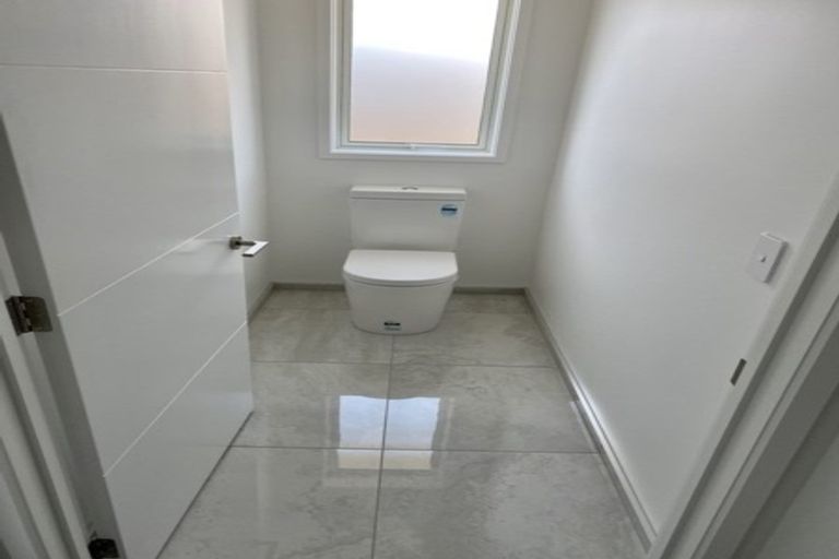 Photo of property in 52 Watkins Drive, Rangiora, 7400