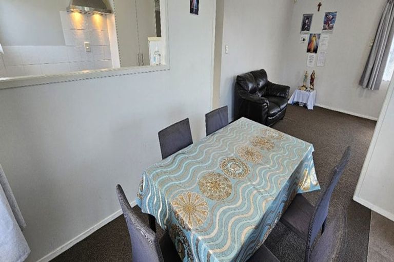 Photo of property in 1/22 Norrie Smith Avenue, Flat Bush, Auckland, 2023