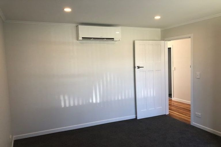 Photo of property in 33 Alma Road, Milford, Auckland, 0620