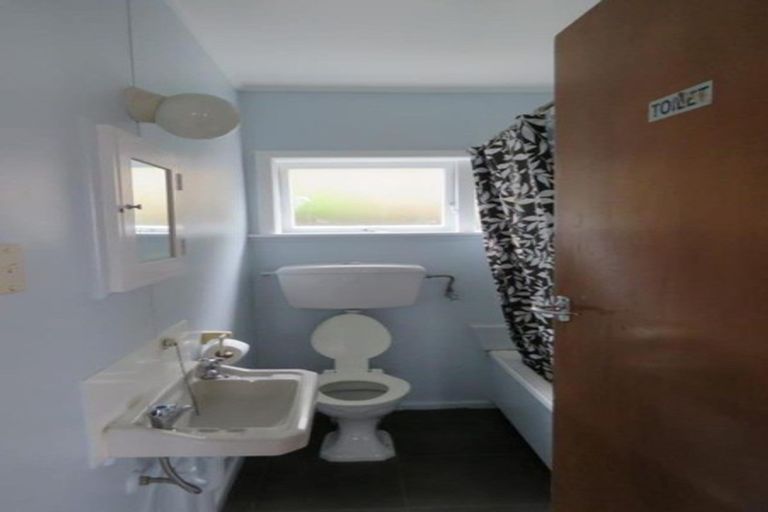 Photo of property in 32 Robe Street, New Plymouth, 4310