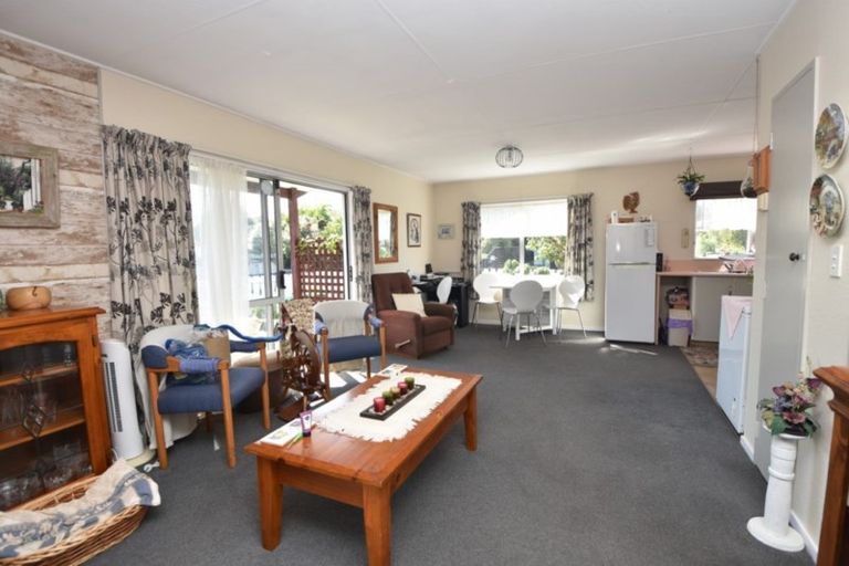 Photo of property in 14a Kupe Drive, Carterton, 5713
