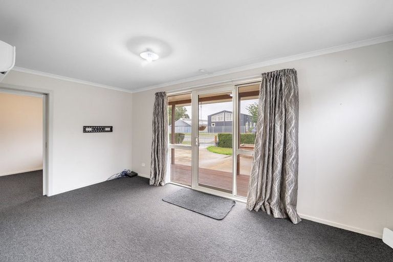 Photo of property in 26 Kent Street, Riversdale, 9776