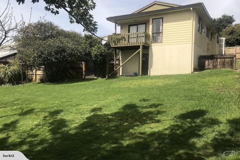 Photo of property in 4 Hassan Drive, Massey, Auckland, 0614