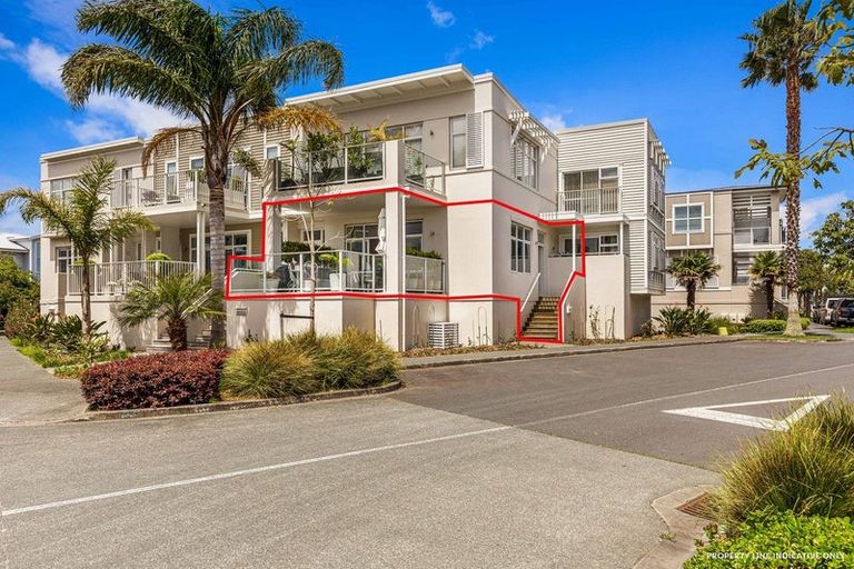 Photo of property in 58 Parkside Drive, Orewa, 0931