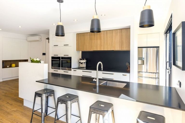 Photo of property in 20 Barlow Street, Ilam, Christchurch, 8041