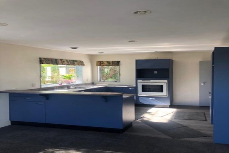 Photo of property in 81 Huia Street, Waikanae, 5036