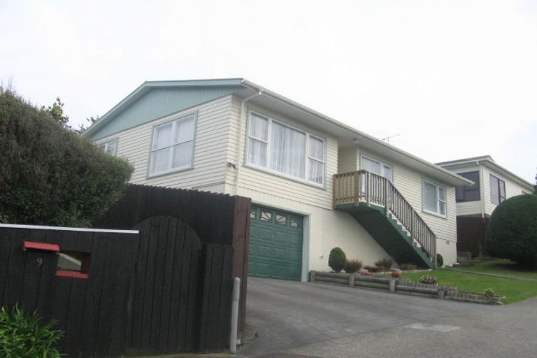 Photo of property in 11 Protea Street, Maungaraki, Lower Hutt, 5010