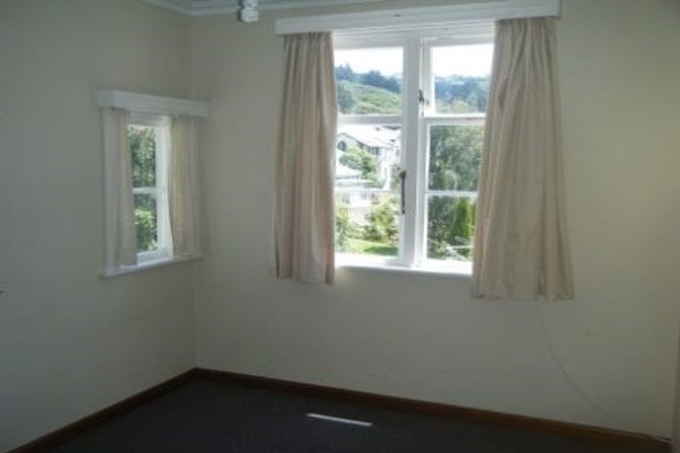 Photo of property in Winslow Apartments, 6/2 Ohiro Road, Aro Valley, Wellington, 6021