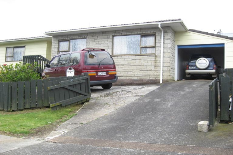 Photo of property in 27 Cape Road, Mangere, Auckland, 2022