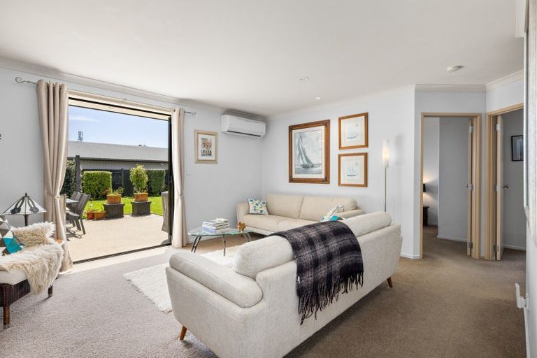 Photo of property in 23 Rosella Drive, Welcome Bay, Tauranga, 3112