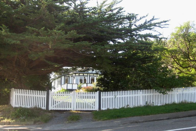 Photo of property in 15 John Street, Titahi Bay, Porirua, 5022