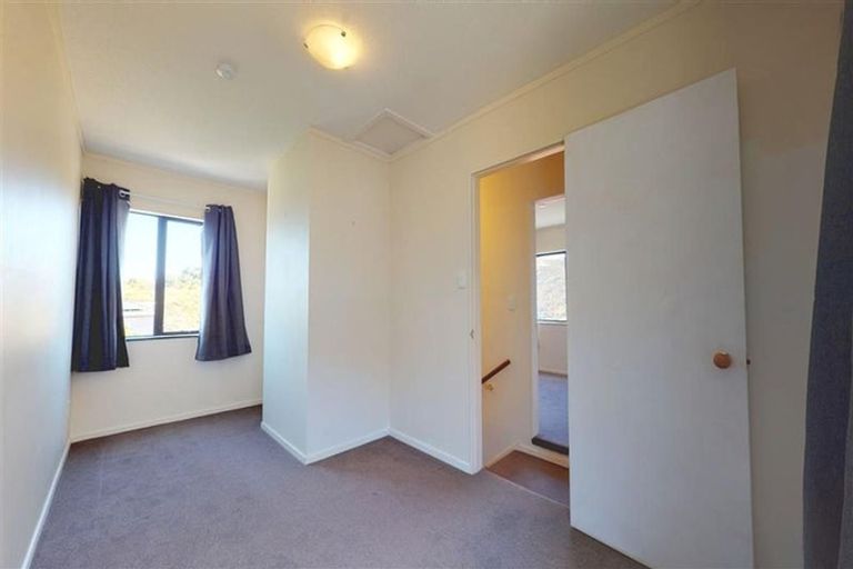 Photo of property in 5 Dennis Way, Island Bay, Wellington, 6023