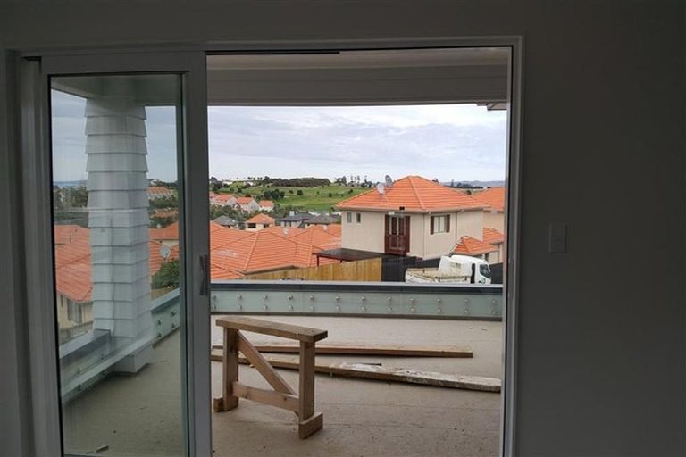 Photo of property in 35 Clea View, Gulf Harbour, Whangaparaoa, 0930