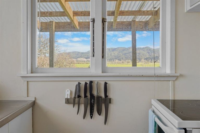 Photo of property in 15 North Road, Kawakawa, 0210