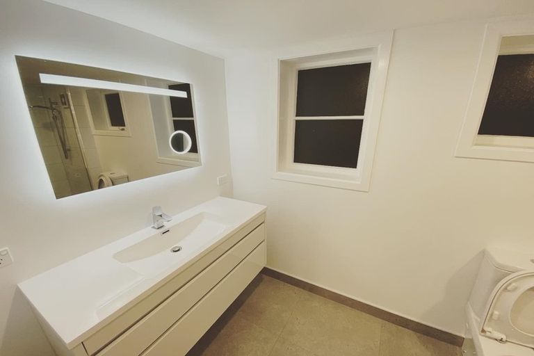 Photo of property in 7 Alton Avenue, Hillcrest, Auckland, 0627