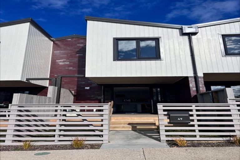 Photo of property in 49 Te Puketoka Lane, Mangere, Auckland, 2022
