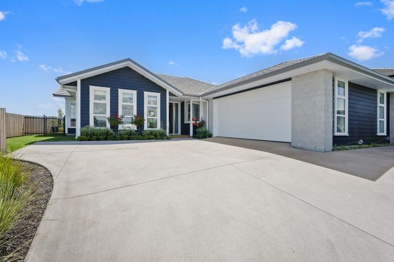 Photo of property in 4 Herring Place, Omokoroa, 3114