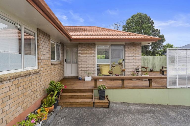 Photo of property in 98 Collingwood Road, Waiuku, 2123