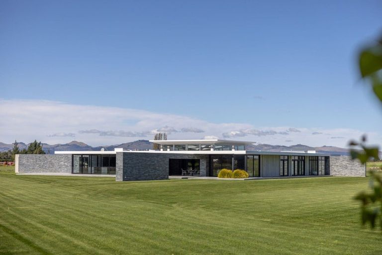 Photo of property in 400 Pound Road, Yaldhurst, Christchurch, 7676