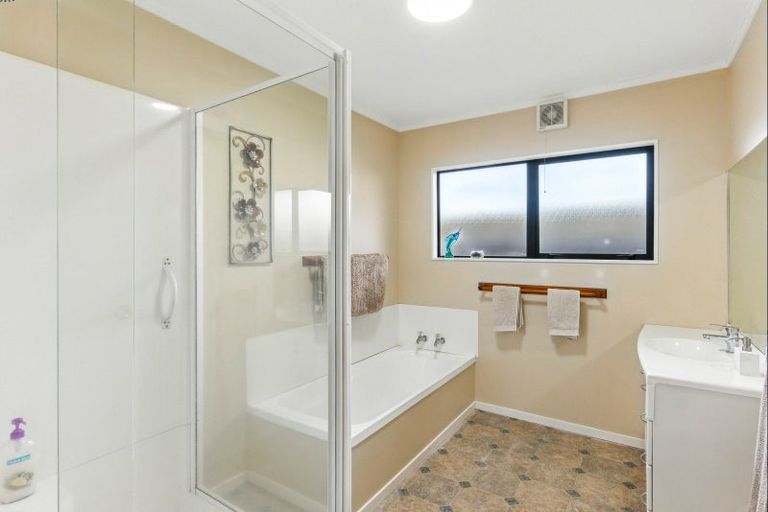 Photo of property in 41a Keepa Street, Levin, 5510