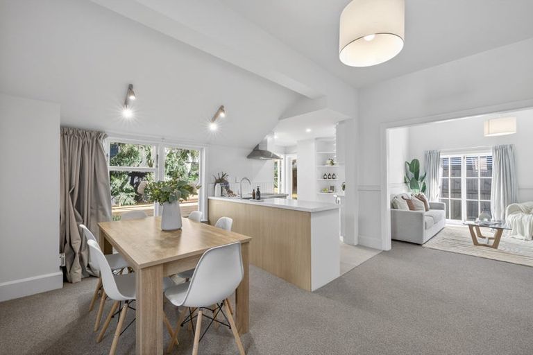 Photo of property in 341 Barbadoes Street, Christchurch Central, Christchurch, 8011