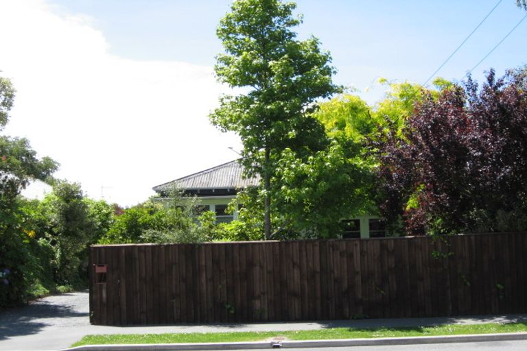 Photo of property in 48 Cleveland Street, Edgeware, Christchurch, 8013