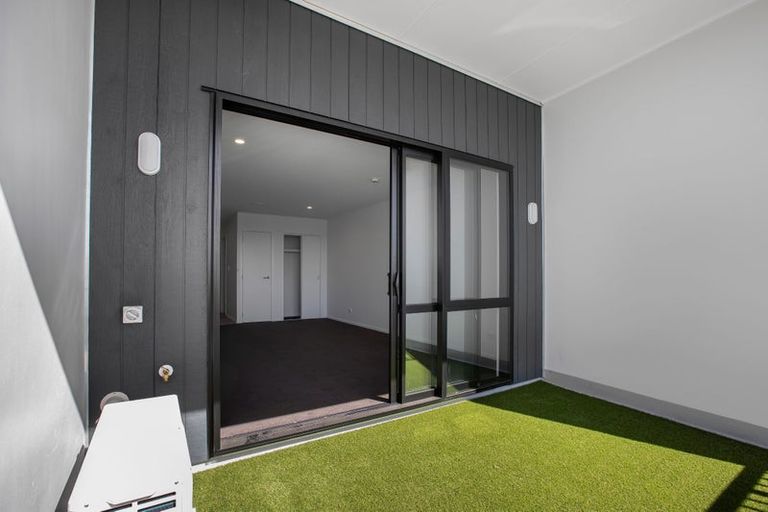 Photo of property in 5/61 Pragma Rise