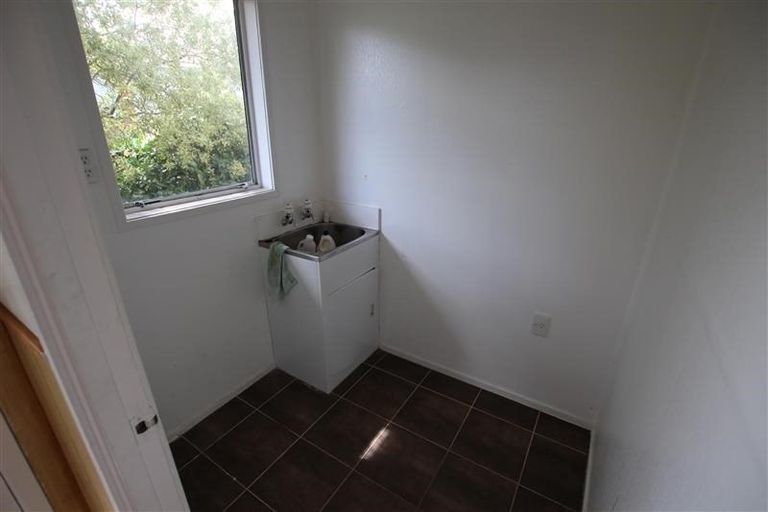 Photo of property in 105 Mahia Road, Wattle Downs, Auckland, 2103