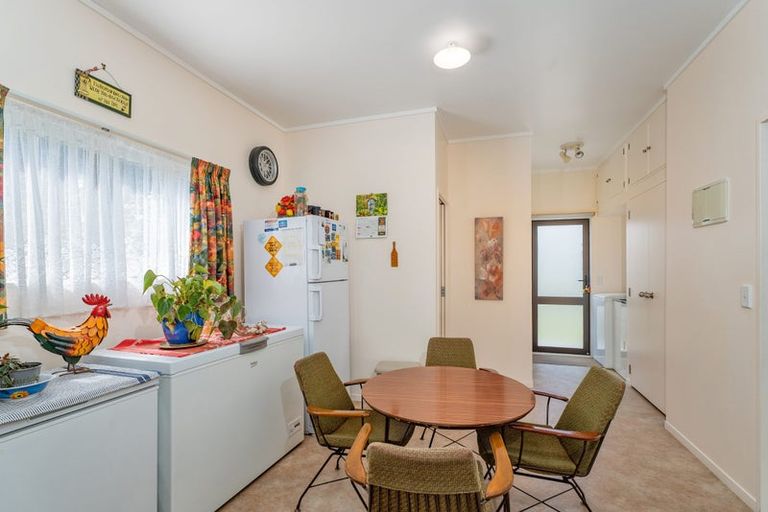 Photo of property in 3 Captain Cook Road, Cooks Beach, Whitianga, 3591