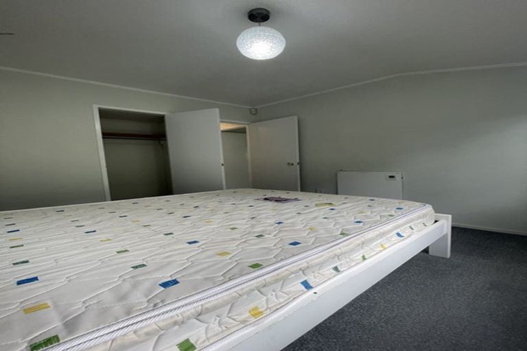 Photo of property in 7 Hamblyn Place, Ranui, Auckland, 0612