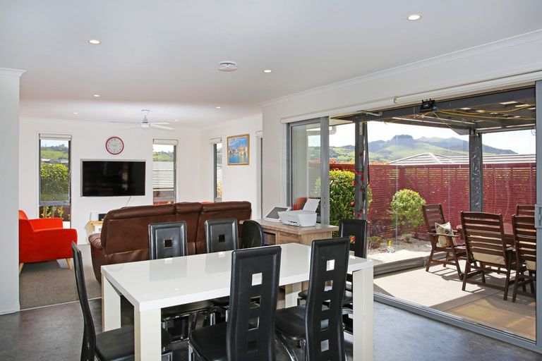 Photo of property in 24 Helenslee Road, Pokeno, 2402