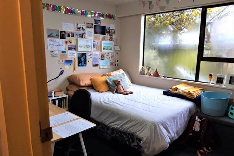 Photo of property in 69 Peverel Street, Riccarton, Christchurch, 8041