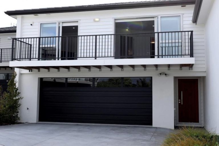 Photo of property in 5b Melia Place, Stanmore Bay, Whangaparaoa, 0932